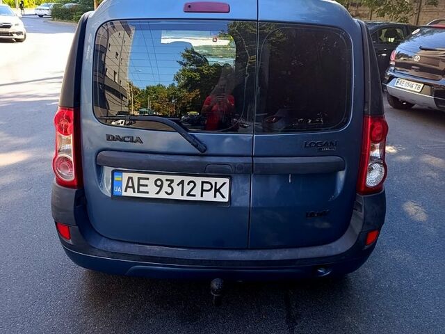 Синий Дачия Логан, объемом двигателя 1.6 л и пробегом 265 тыс. км за 5150 $, фото 3 на Automoto.ua