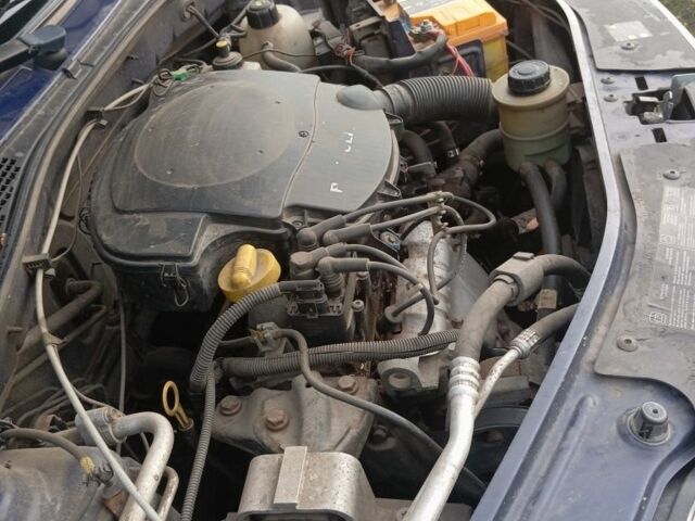 Синій Дачія Logan, об'ємом двигуна 1.6 л та пробігом 247 тис. км за 5200 $, фото 2 на Automoto.ua