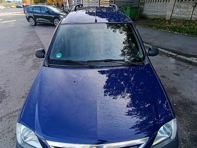 Синий Дачия Логан, объемом двигателя 1.6 л и пробегом 200 тыс. км за 4700 $, фото 1 на Automoto.ua