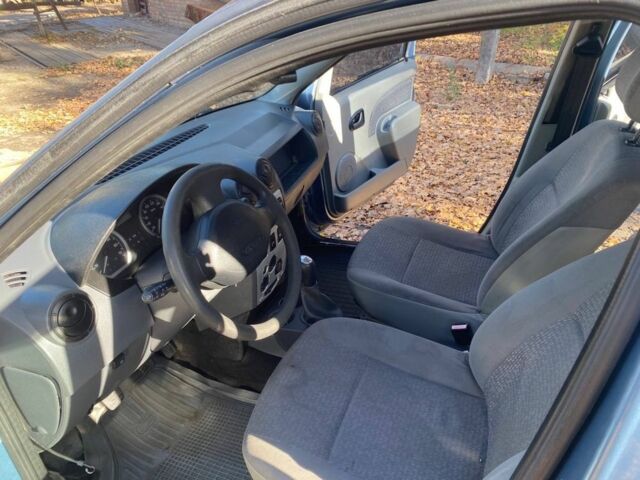 Дачія Logan 2008 у Умани на Automoto.ua Синій Дачія Logan, об'ємом двигуна 1.6 л та пробігом 300 тис. км за 3500 $, фото 7 на Automoto.ua