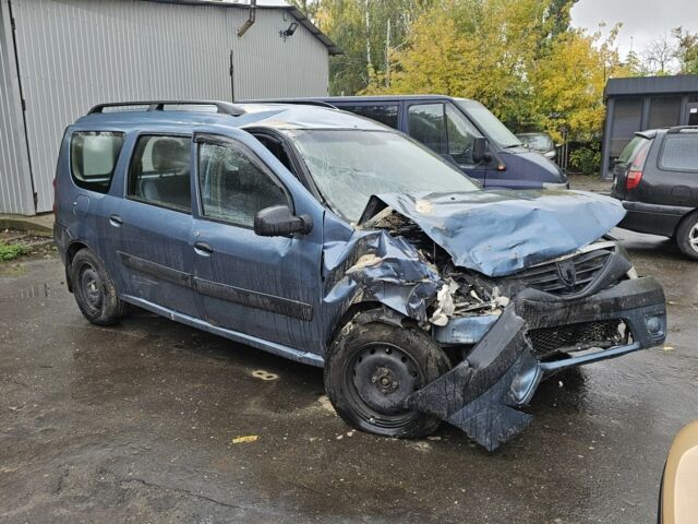 Синий Дачия Логан, объемом двигателя 1.6 л и пробегом 200 тыс. км за 1450 $, фото 2 на Automoto.ua