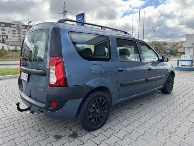 Синий Дачия Логан, объемом двигателя 1.6 л и пробегом 250 тыс. км за 3300 $, фото 2 на Automoto.ua