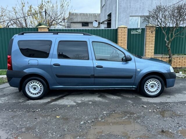 Синий Дачия Логан, объемом двигателя 1.6 л и пробегом 144 тыс. км за 6100 $, фото 3 на Automoto.ua