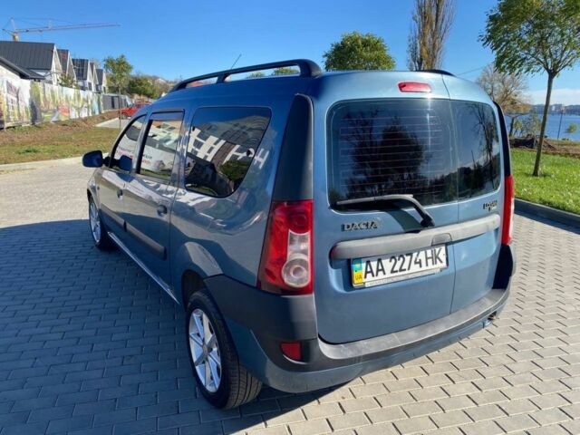 Дачія Logan 2008 у Умани на Automoto.ua Синій Дачія Logan, об'ємом двигуна 1.6 л та пробігом 300 тис. км за 3500 $, фото 4 на Automoto.ua