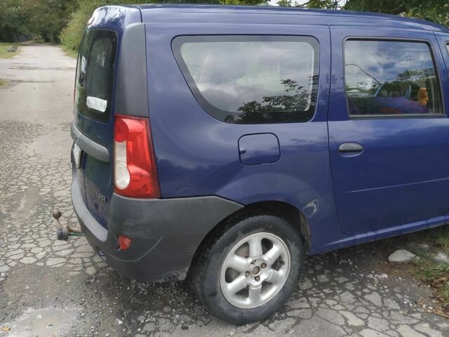 Синий Дачия Логан, объемом двигателя 1.6 л и пробегом 225 тыс. км за 4800 $, фото 2 на Automoto.ua