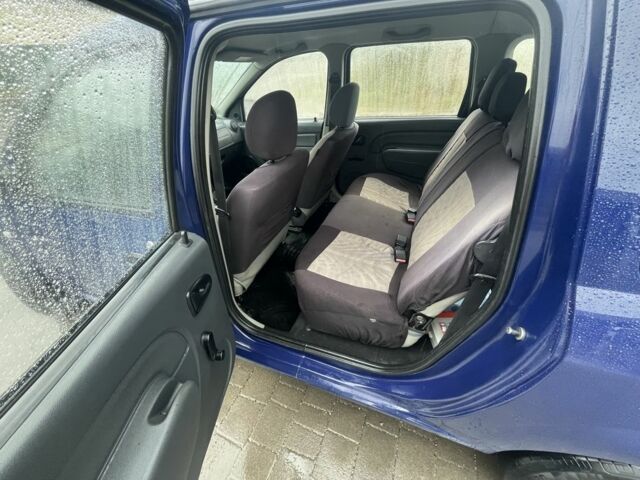 Синий Дачия Логан, объемом двигателя 1.4 л и пробегом 241 тыс. км за 4499 $, фото 5 на Automoto.ua