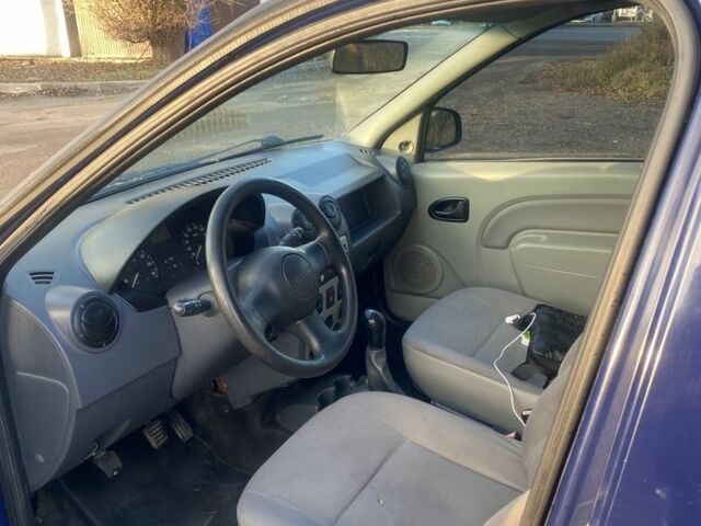 Синий Дачия Логан, объемом двигателя 1.6 л и пробегом 314 тыс. км за 3199 $, фото 6 на Automoto.ua