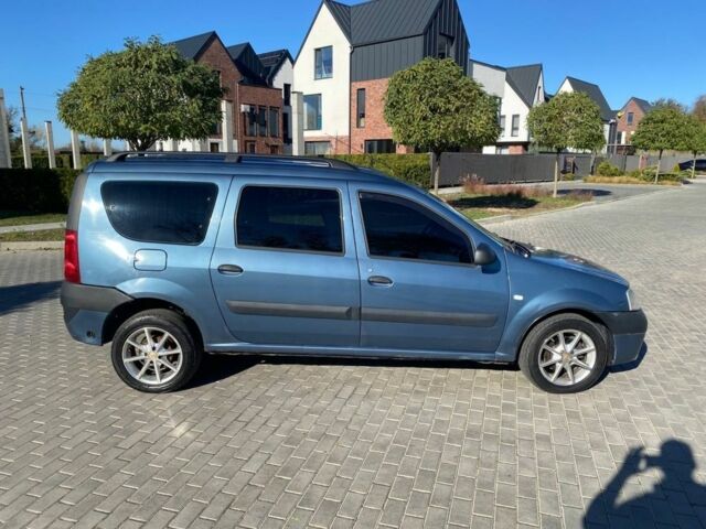 Дачія Logan 2008 у Умани на Automoto.ua Синій Дачія Logan, об'ємом двигуна 1.6 л та пробігом 300 тис. км за 3500 $, фото 1 на Automoto.ua