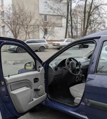 Синий Дачия Логан, объемом двигателя 1.4 л и пробегом 199 тыс. км за 3380 $, фото 5 на Automoto.ua