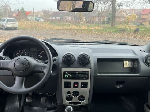 Синий Дачия Логан, объемом двигателя 1.6 л и пробегом 194 тыс. км за 4900 $, фото 5 на Automoto.ua