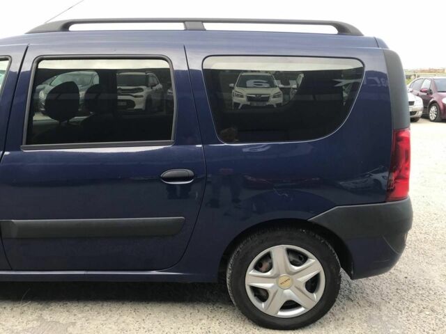 Синій Дачія Logan, об'ємом двигуна 1.6 л та пробігом 275 тис. км за 4290 $, фото 9 на Automoto.ua