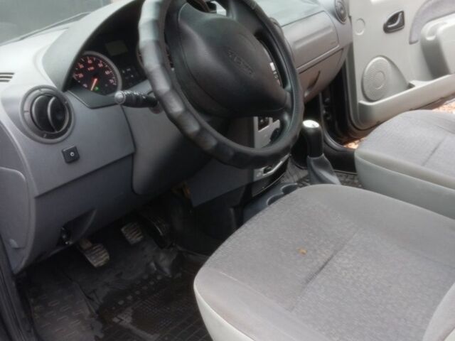 Синий Дачия Логан, объемом двигателя 1.6 л и пробегом 214 тыс. км за 6200 $, фото 3 на Automoto.ua