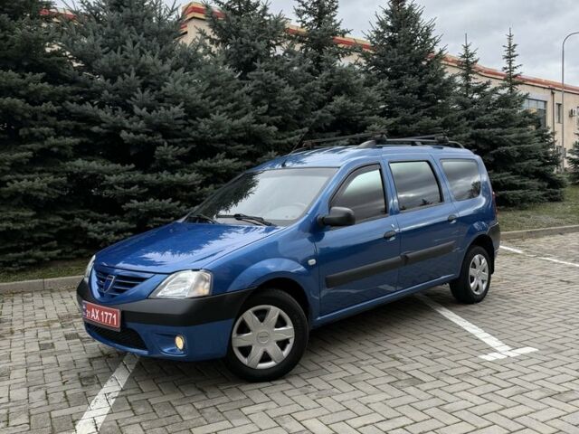 Синий Дачия Логан, объемом двигателя 1.6 л и пробегом 212 тыс. км за 4950 $, фото 2 на Automoto.ua