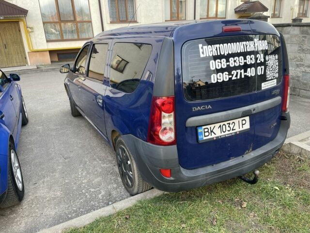 Синий Дачия Логан, объемом двигателя 1.4 л и пробегом 320 тыс. км за 4400 $, фото 5 на Automoto.ua