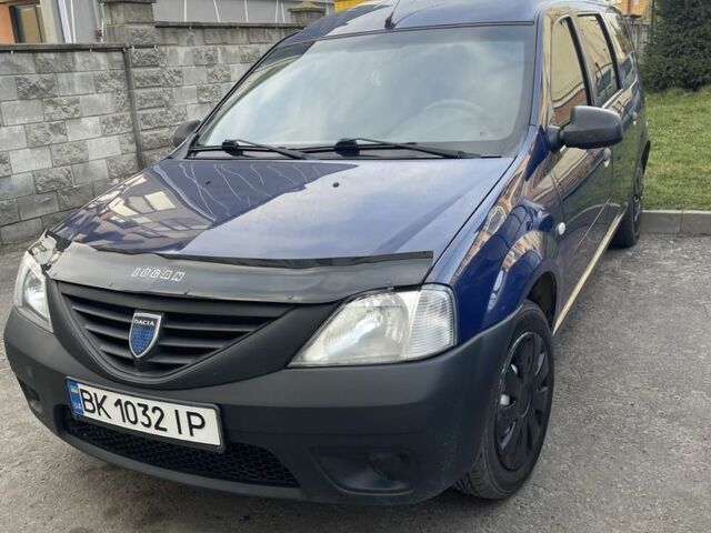 Синий Дачия Логан, объемом двигателя 1.4 л и пробегом 320 тыс. км за 4400 $, фото 1 на Automoto.ua