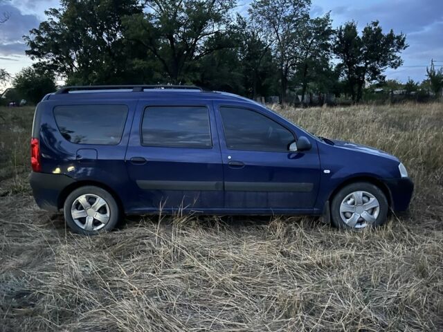 Синій Дачія Logan, об'ємом двигуна 1.5 л та пробігом 140 тис. км за 4500 $, фото 1 на Automoto.ua
