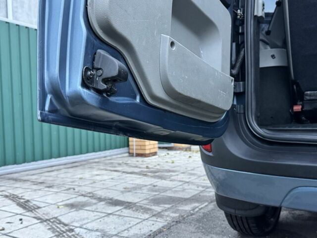 Синий Дачия Логан, объемом двигателя 1.6 л и пробегом 144 тыс. км за 6100 $, фото 12 на Automoto.ua