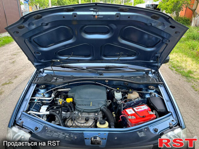 Синий Дачия Логан, объемом двигателя 1.6 л и пробегом 152 тыс. км за 4950 $, фото 6 на Automoto.ua