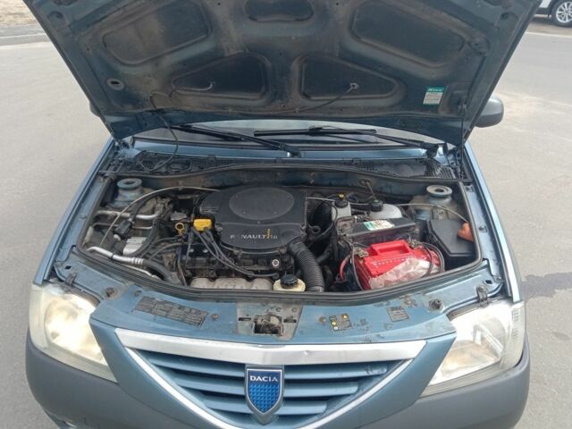 Синий Дачия Логан, объемом двигателя 1.6 л и пробегом 353 тыс. км за 4400 $, фото 6 на Automoto.ua