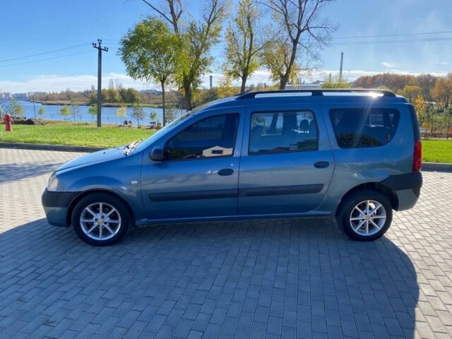 Дачія Logan 2008 у Умани на Automoto.ua Синій Дачія Logan, об'ємом двигуна 1.6 л та пробігом 300 тис. км за 3500 $, фото 2 на Automoto.ua