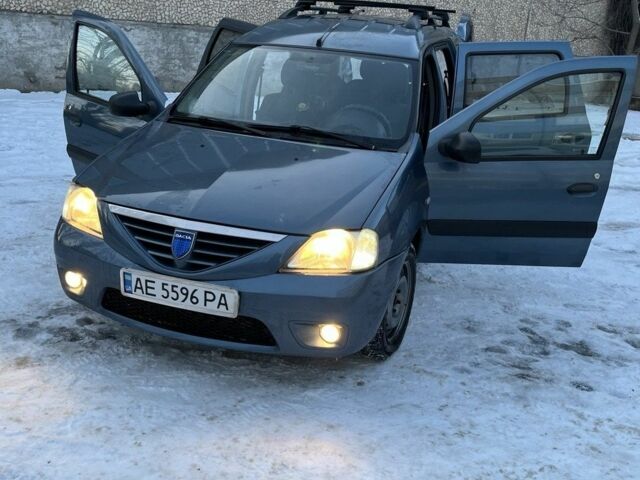 Синий Дачия Логан, объемом двигателя 1.5 л и пробегом 227 тыс. км за 5500 $, фото 7 на Automoto.ua