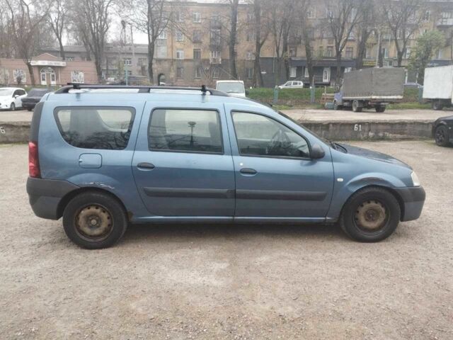 Синій Дачія Logan, об'ємом двигуна 1.6 л та пробігом 528 тис. км за 3500 $, фото 5 на Automoto.ua