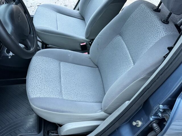 Синий Дачия Логан, объемом двигателя 1.6 л и пробегом 144 тыс. км за 6100 $, фото 17 на Automoto.ua