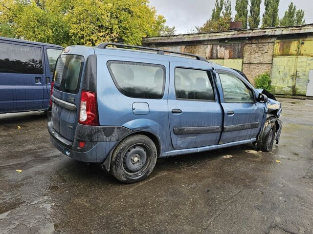 Синий Дачия Логан, объемом двигателя 1.6 л и пробегом 200 тыс. км за 1450 $, фото 4 на Automoto.ua