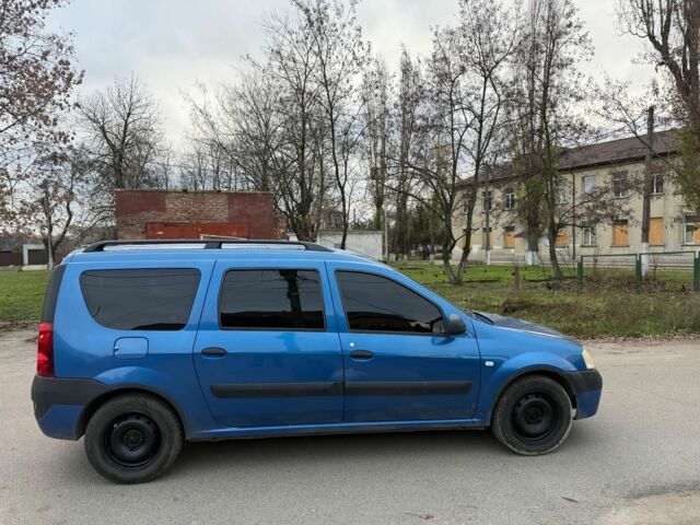 Синий Дачия Логан, объемом двигателя 1.6 л и пробегом 200 тыс. км за 2950 $, фото 6 на Automoto.ua