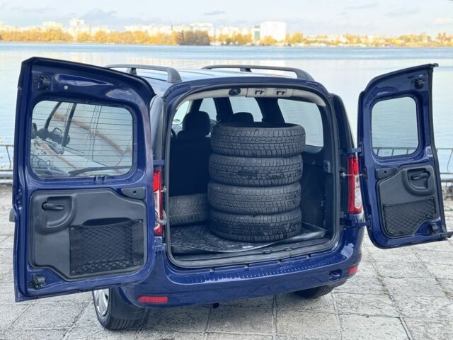 Дачія Logan 2009 у Дніпро (Дніпропетровську) на Automoto.ua Синій Дачія Logan, об'ємом двигуна 1.6 л та пробігом 197 тис. км за 6300 $, фото 8 на Automoto.ua