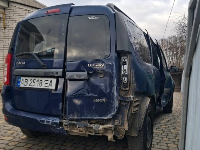 Синій Дачія Logan, об'ємом двигуна 1.6 л та пробігом 247 тис. км за 2200 $, фото 4 на Automoto.ua