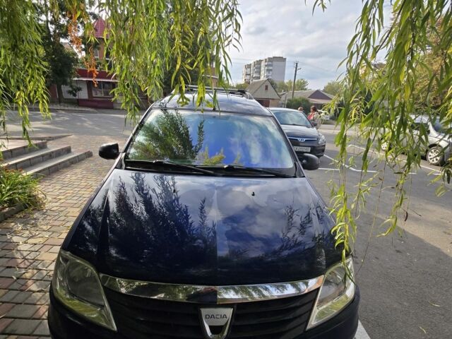 Синій Дачія Logan, об'ємом двигуна 1.6 л та пробігом 235 тис. км за 4000 $, фото 4 на Automoto.ua