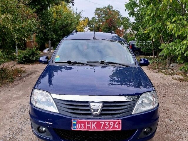 Синий Дачия Логан, объемом двигателя 1.6 л и пробегом 160 тыс. км за 6300 $, фото 1 на Automoto.ua