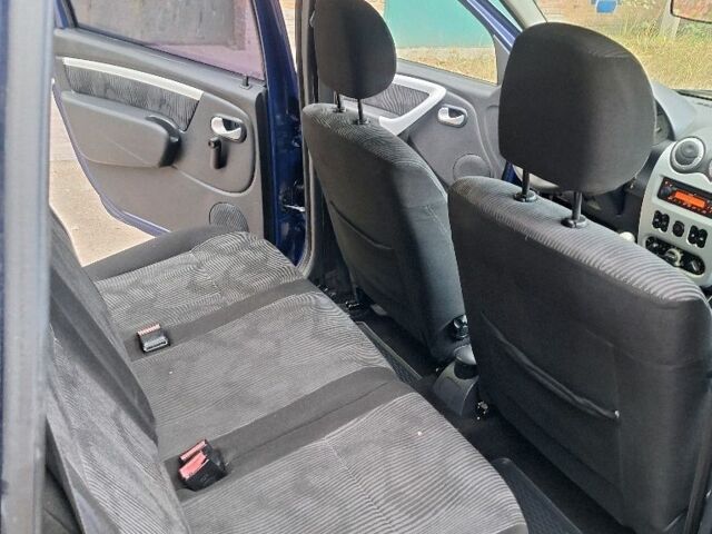 Синий Дачия Логан, объемом двигателя 1.6 л и пробегом 160 тыс. км за 6300 $, фото 9 на Automoto.ua