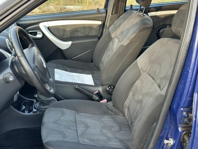 Синий Дачия Логан, объемом двигателя 1.6 л и пробегом 193 тыс. км за 4200 $, фото 13 на Automoto.ua