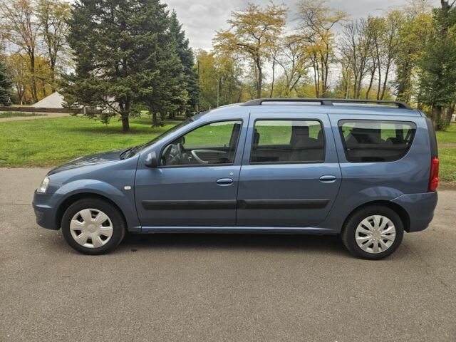 Дачія Logan 2010 у Кривому Розі на Automoto.ua Синій Дачія Logan, об'ємом двигуна 1.6 л та пробігом 180 тис. км за 7450 $, фото 11 на Automoto.ua