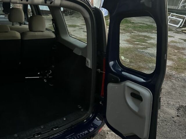 Синий Дачия Логан, объемом двигателя 1.5 л и пробегом 2 тыс. км за 4500 $, фото 7 на Automoto.ua