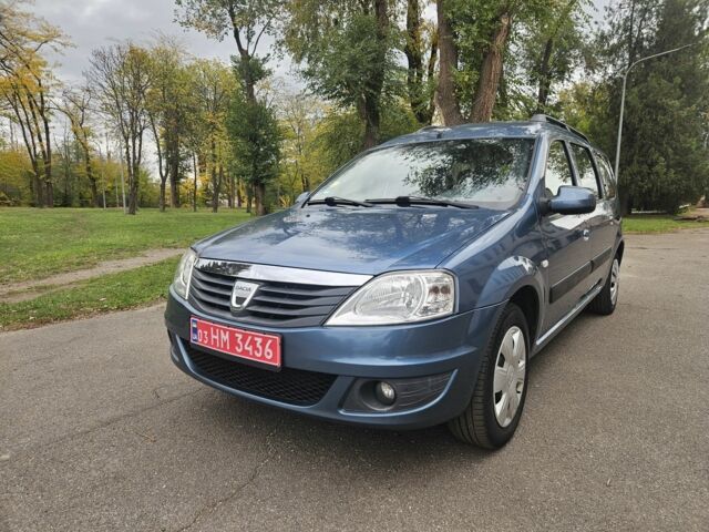 Дачія Logan 2010 у Кривому Розі на Automoto.ua Синій Дачія Logan, об'ємом двигуна 1.6 л та пробігом 180 тис. км за 7450 $, фото 2 на Automoto.ua