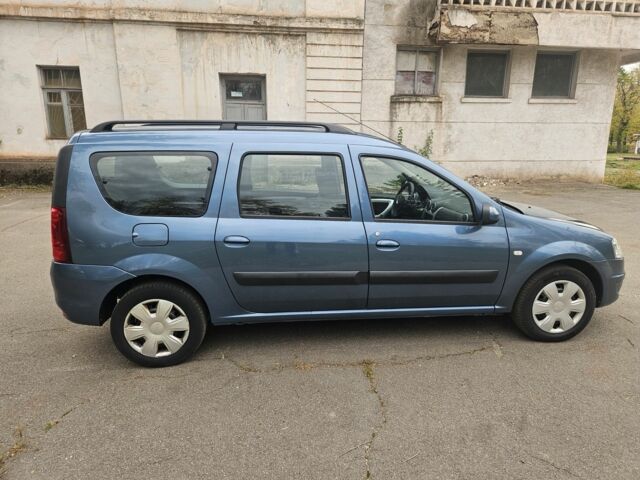 Дачія Logan 2010 у Кривому Розі на Automoto.ua Синій Дачія Logan, об'ємом двигуна 1.6 л та пробігом 180 тис. км за 7450 $, фото 6 на Automoto.ua