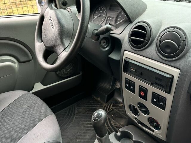 Синій Дачія Logan, об'ємом двигуна 1.5 л та пробігом 230 тис. км за 6996 $, фото 7 на Automoto.ua