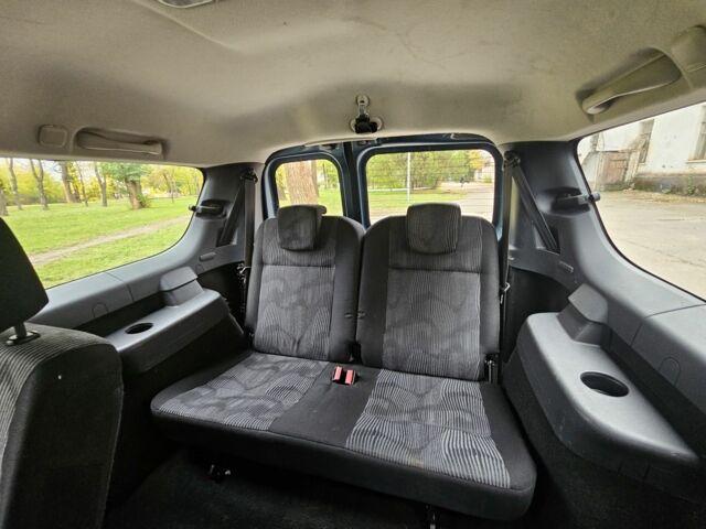 Дачія Logan 2010 у Кривому Розі на Automoto.ua Синій Дачія Logan, об'ємом двигуна 1.6 л та пробігом 180 тис. км за 7450 $, фото 17 на Automoto.ua