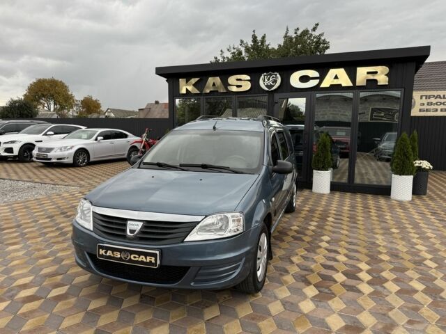 Синий Дачия Логан, объемом двигателя 1.4 л и пробегом 250 тыс. км за 4850 $, фото 2 на Automoto.ua