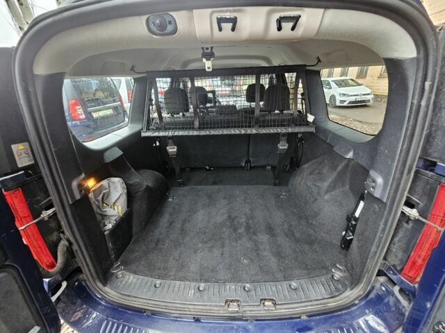 Синий Дачия Логан, объемом двигателя 1.6 л и пробегом 217 тыс. км за 7150 $, фото 14 на Automoto.ua