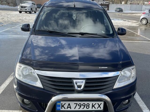 Дачия Логан 2011 в Киеве на Automoto.ua Синий Дачия Логан, объемом двигателя 1.5 л и пробегом 210 тыс. км за 6200 $, фото 6 на Automoto.ua