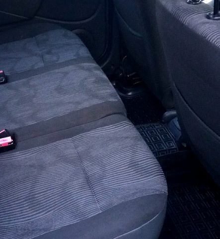 Синій Дачія Logan, об'ємом двигуна 1.5 л та пробігом 195 тис. км за 7650 $, фото 7 на Automoto.ua