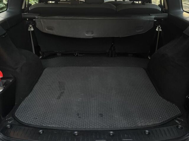 Синий Дачия Логан, объемом двигателя 1.6 л и пробегом 350 тыс. км за 5700 $, фото 4 на Automoto.ua