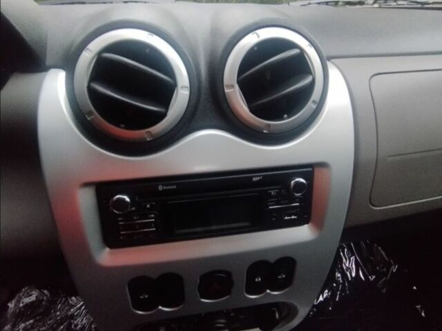 Синий Дачия Логан, объемом двигателя 1.6 л и пробегом 174 тыс. км за 7200 $, фото 9 на Automoto.ua