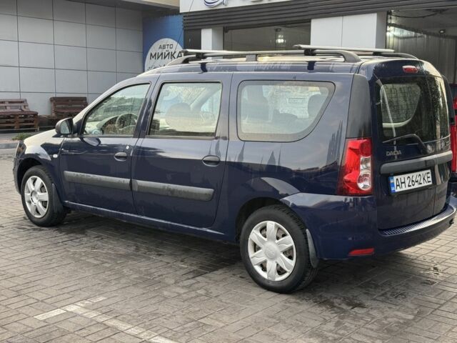 Синий Дачия Логан, объемом двигателя 1.6 л и пробегом 350 тыс. км за 5700 $, фото 1 на Automoto.ua