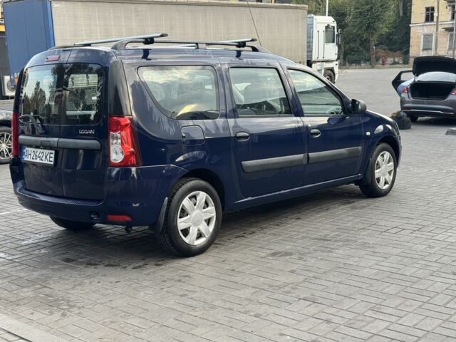 Синий Дачия Логан, объемом двигателя 1.6 л и пробегом 350 тыс. км за 5700 $, фото 2 на Automoto.ua