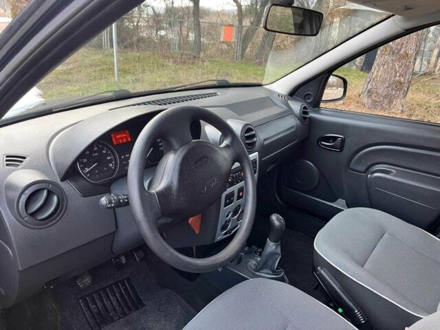 Синій Дачія Logan, об'ємом двигуна 1.6 л та пробігом 89 тис. км за 3700 $, фото 12 на Automoto.ua